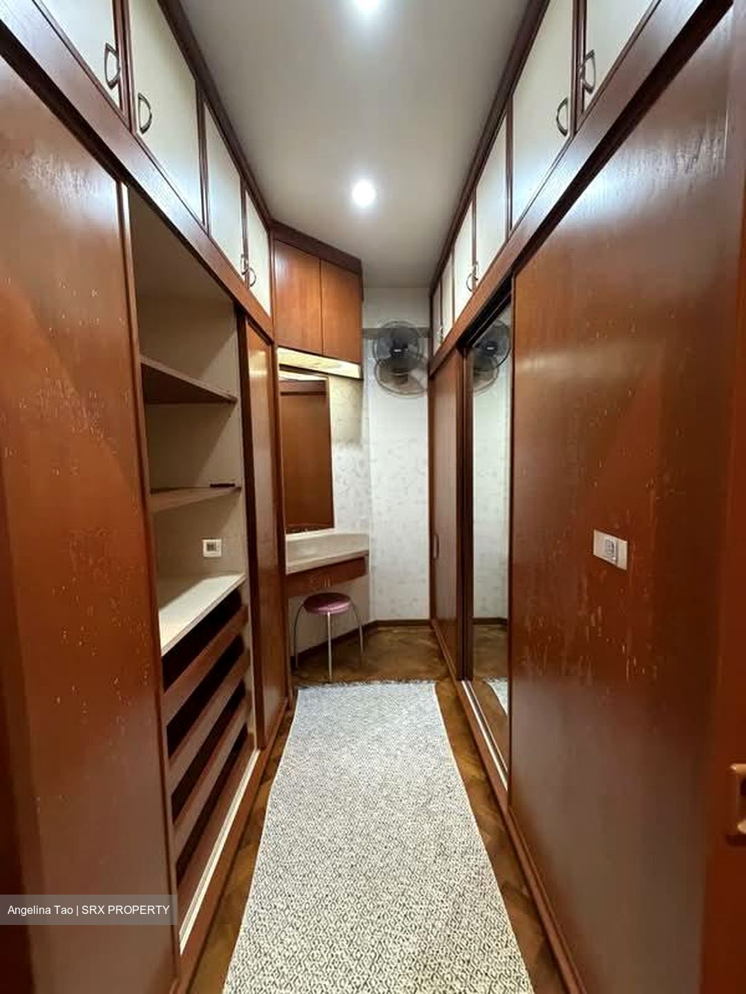 Hawaii Tower (D15), Condominium #557742501